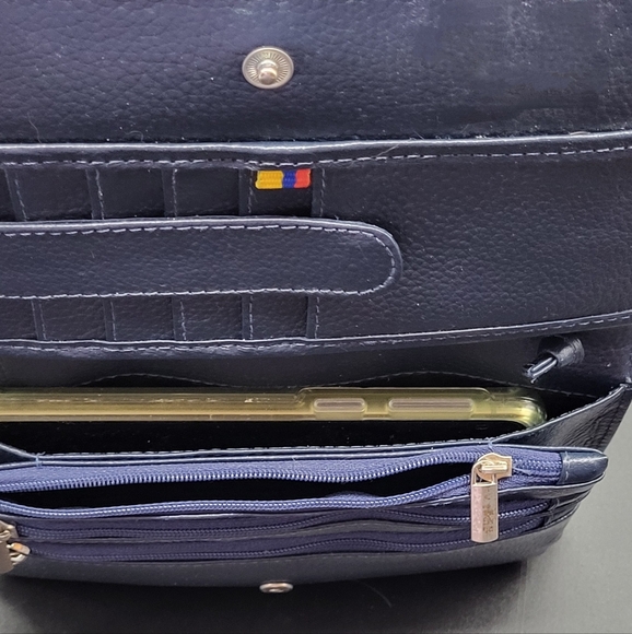 NWOT Hand Painted Leather Crossbody Wallet - Picture 5 of 8